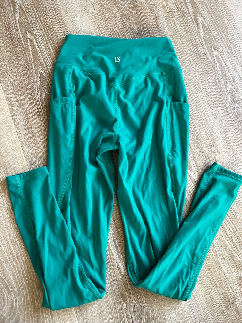 Buffbunny Rosa Pocket Leggings Lucky Charm
